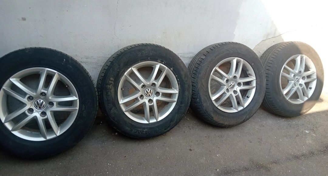 Jante vw tuareg 5x130 17 originale anvelope 235 65 17 M +S bune