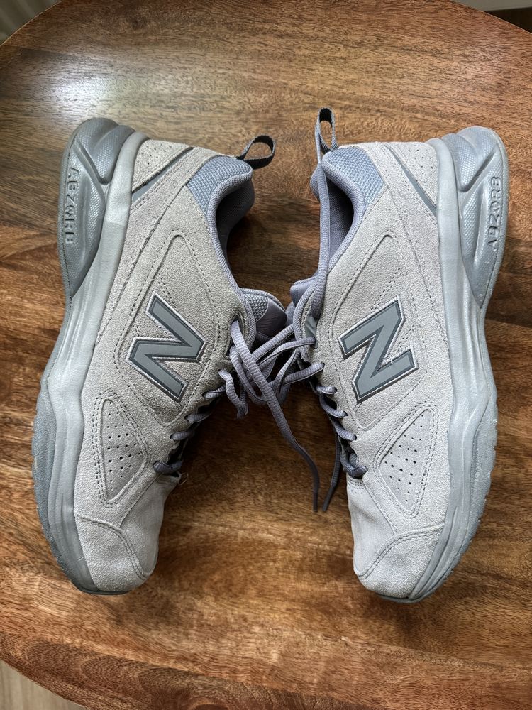 Vand New Balance 624 - classic dad shoes