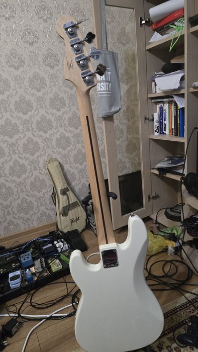 Бас гитара Squier Affinity PJ