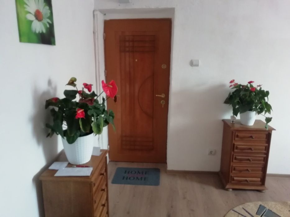 Inchiriez garsoniera