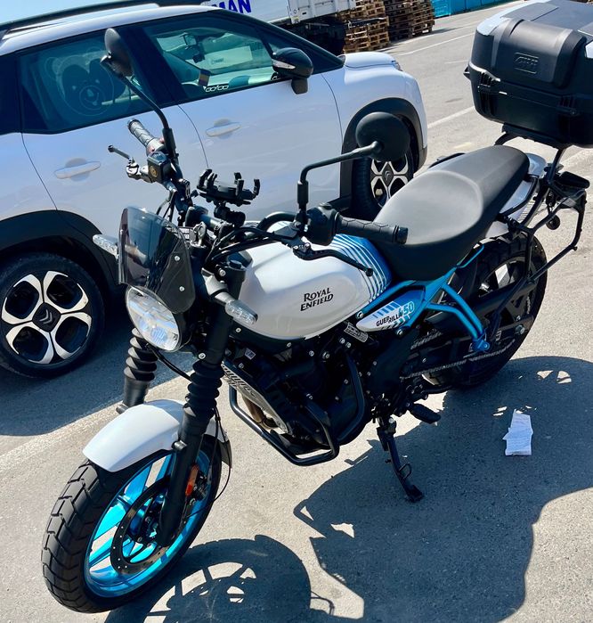 Motocicleta A2/A Royal Enfield Guerrilla 450 cc