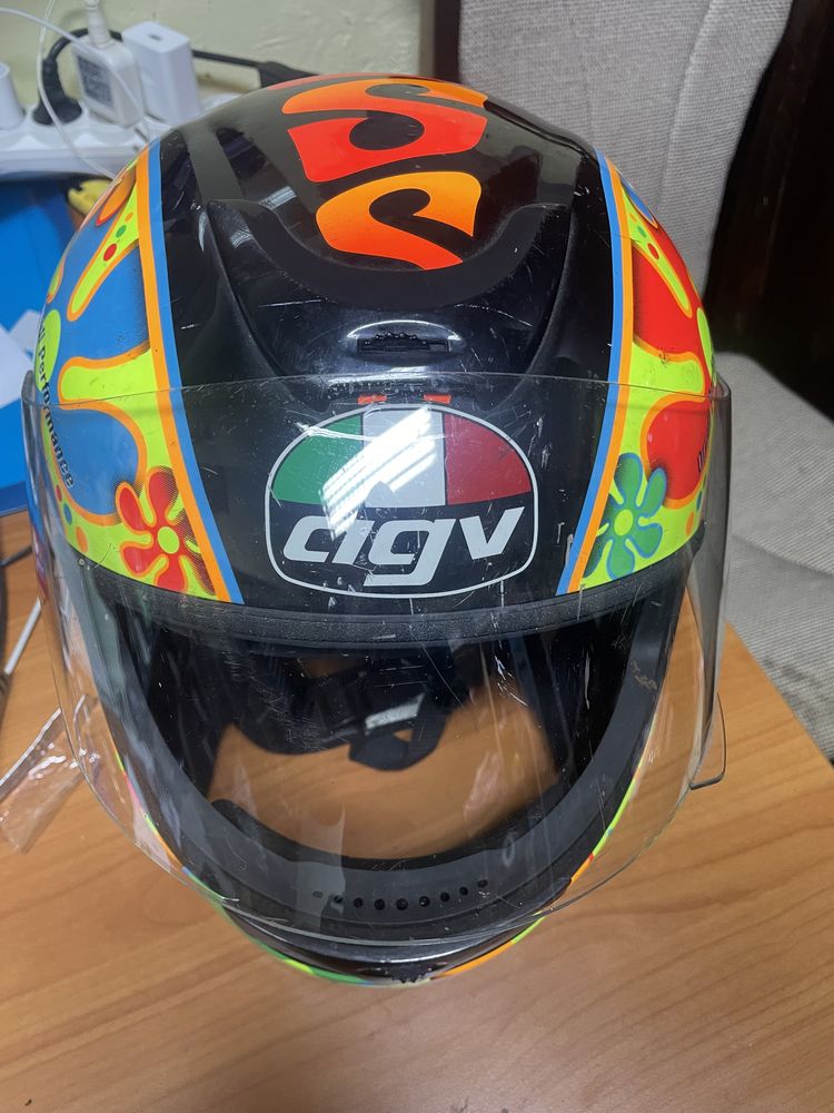 Casca moto AGV putin folosita