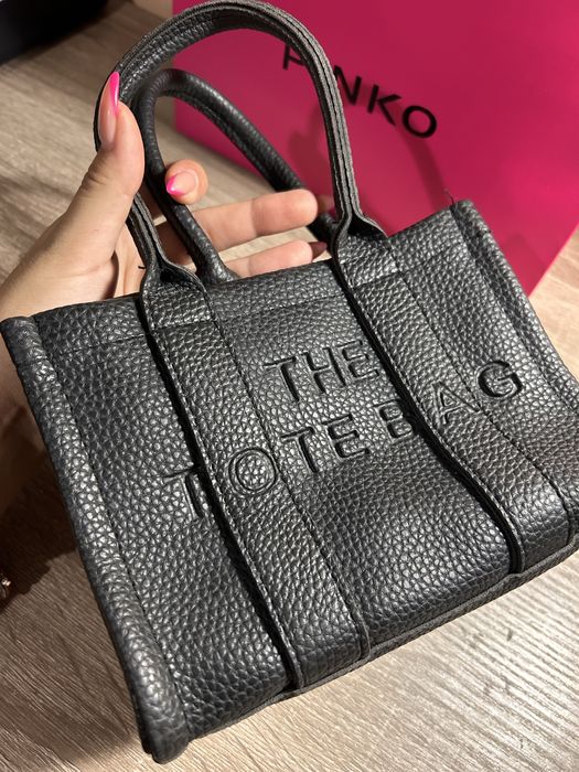 The Tote Bag чанта