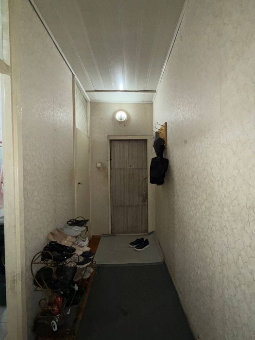 Юнусабод 2.кв 2/4/4 54.квадрат Срочно квартира