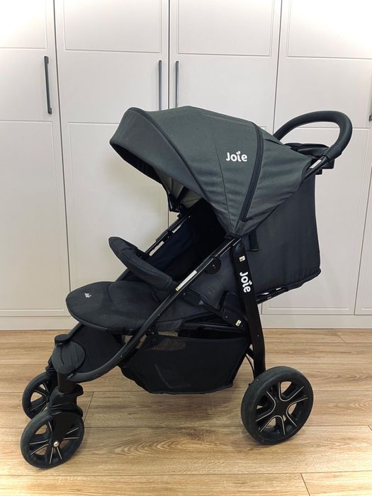 Детская коляска Joie