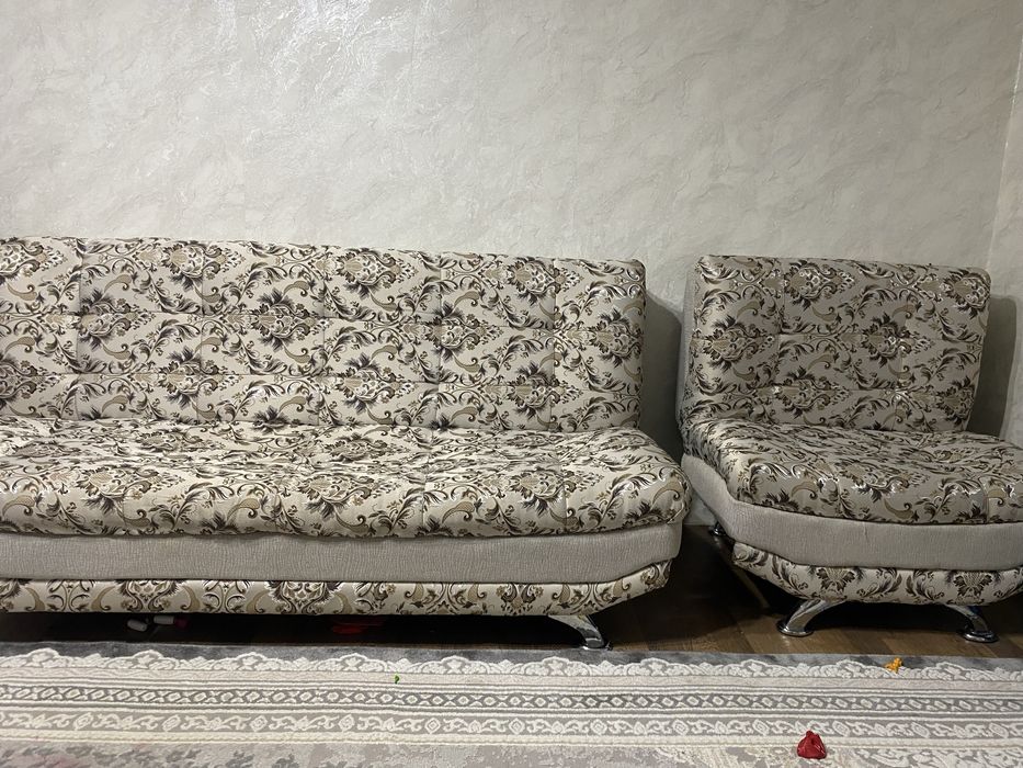Продам диван и два кресло