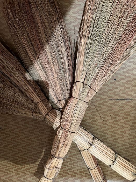 Продам хозяйственный веник