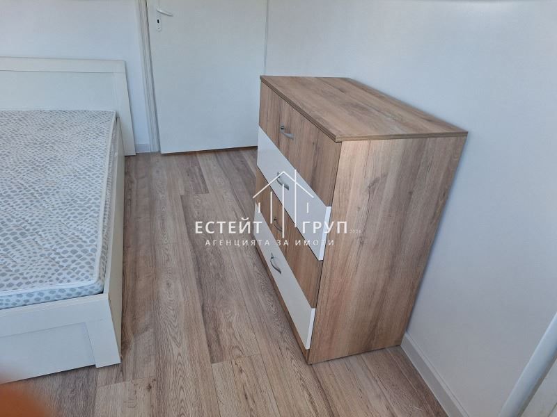 Дава се под наем Тристаен апартамент в Варна, Колхозен пазар - 70 кв.м за 612 € - Снимка #3