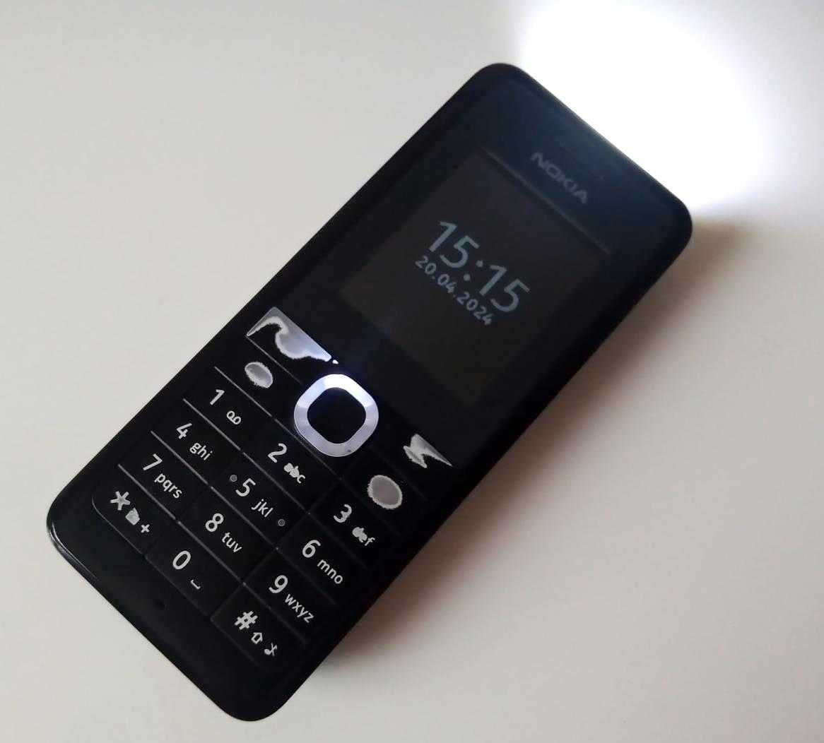 Nokia 106 фенерче