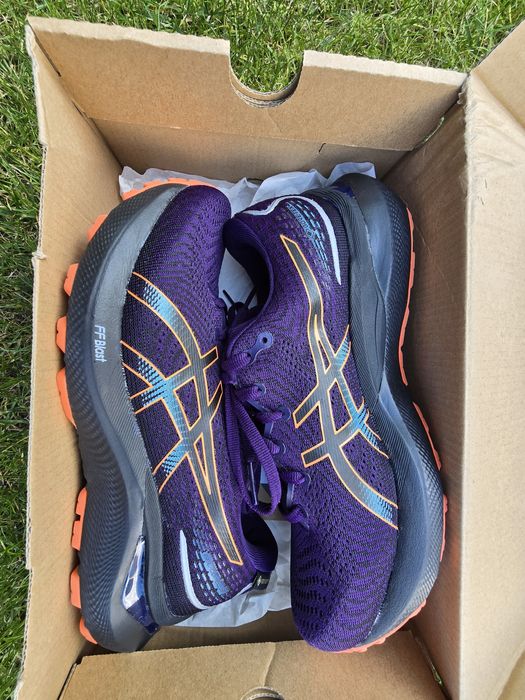 Asics Cumulus 24 goretex gtx 39.5 buni la 38