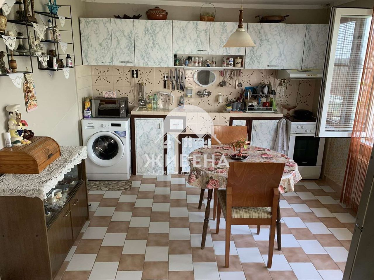 Продава се Къща в Бяла - 154 кв.м за 1007 €/кв.м - Снимка #3