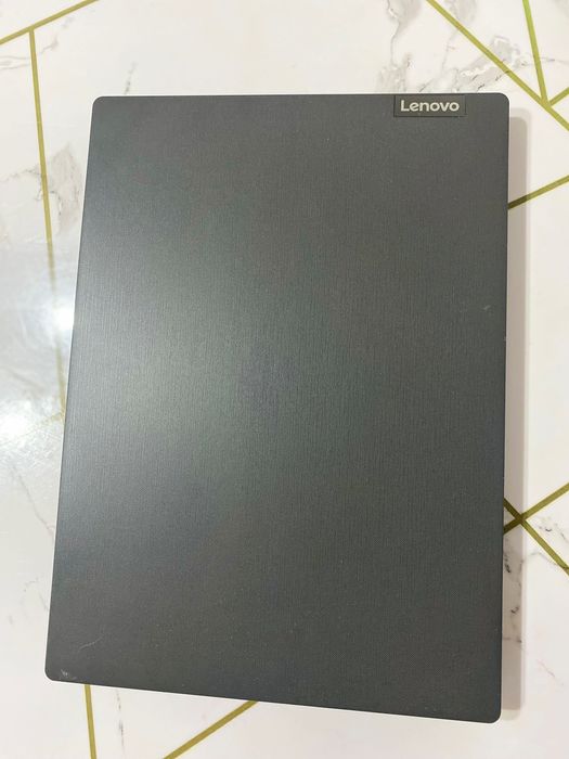 Ноутбук Lenovo для работы и учёбы