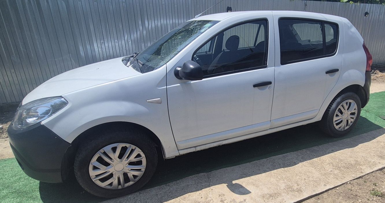 Dacia sandero 2010 1.4 gpl