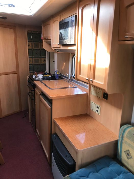 Vand Rulota Burstner 520TL Ventana din 2001