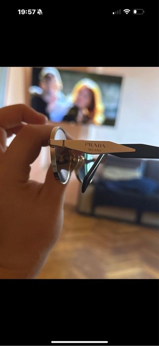 Vand Ochelari de soare ,Prada