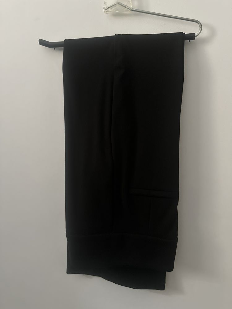 Boss pantaloni cu talie inalta de la 1200 lei la 600 lei