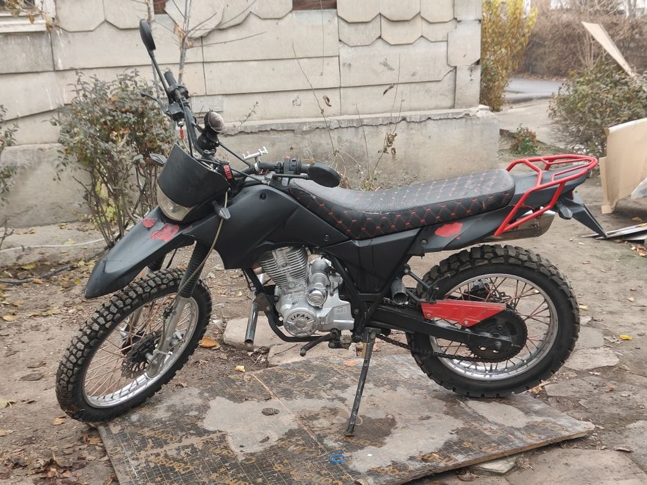 Мотоцикл Lifan GY3-200 эндуро