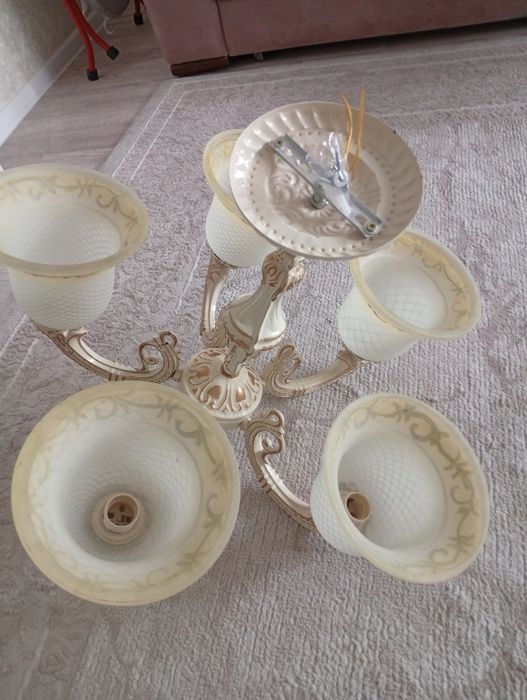 Продам винтажную люстру