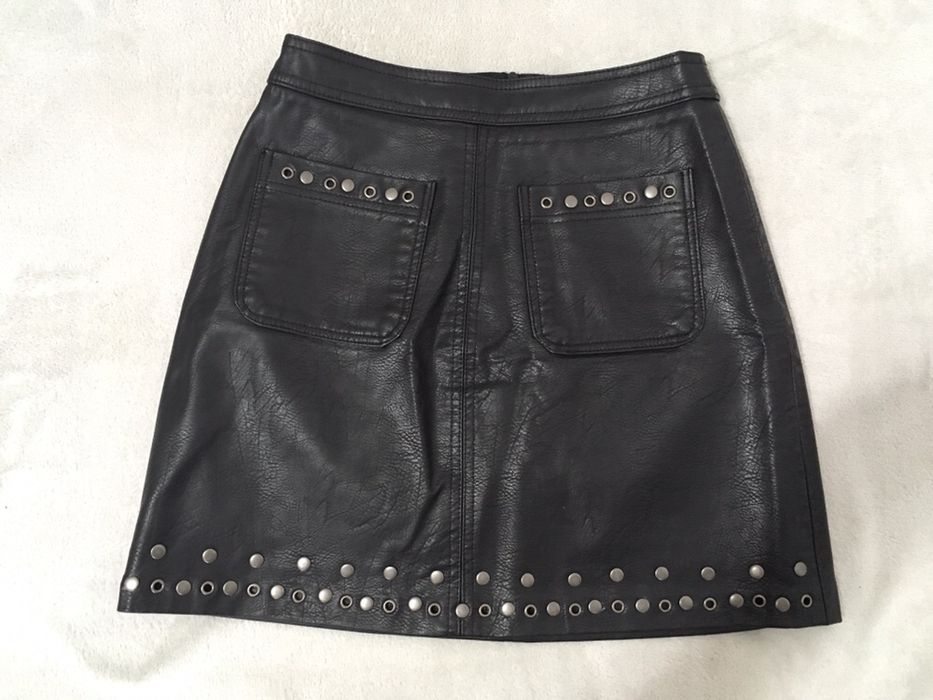 Fusta scurta neagra Stradivarius, S