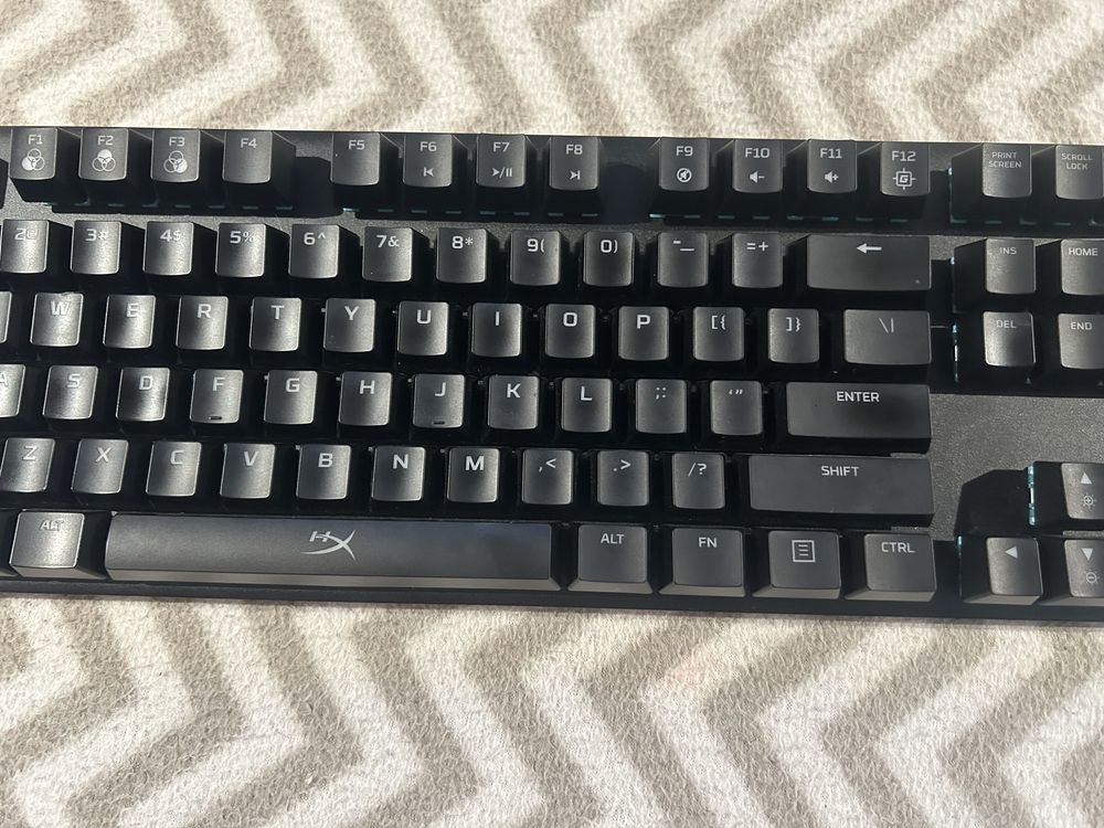 Vand Tastatura gaming mecanica