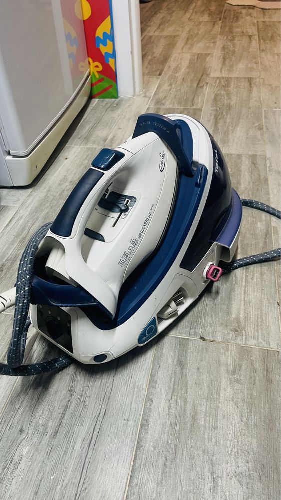 Паровой утюг  Tefal