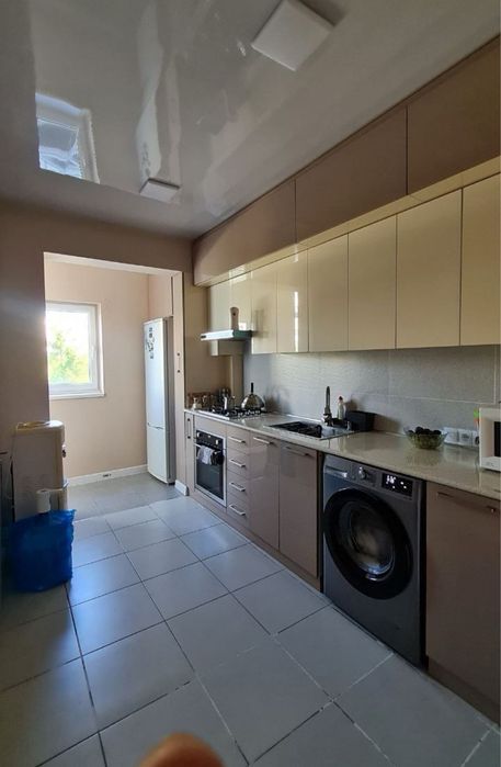 Сдается 3 комнатная квартира