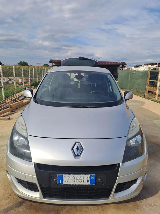 Renault Scenic Renault Scenic 3 2010 1.5 dci automat