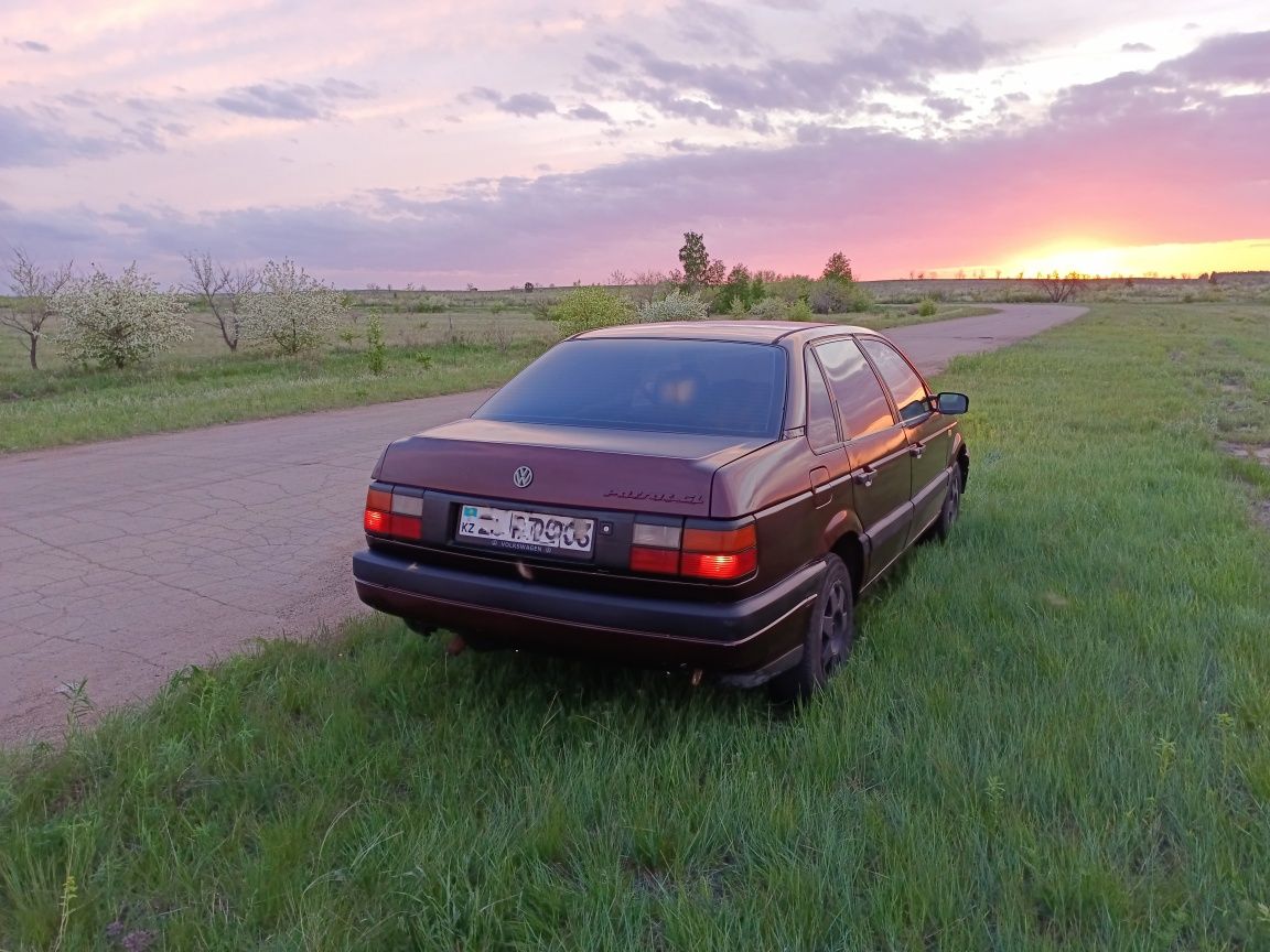 Продам Volkswagen Passat B3.