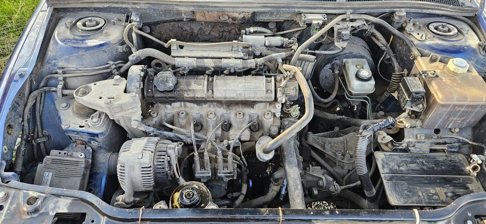 Рено Лагуна 1 1.8 90кс на части Renault Laguna 1 1.8 90 na chasti