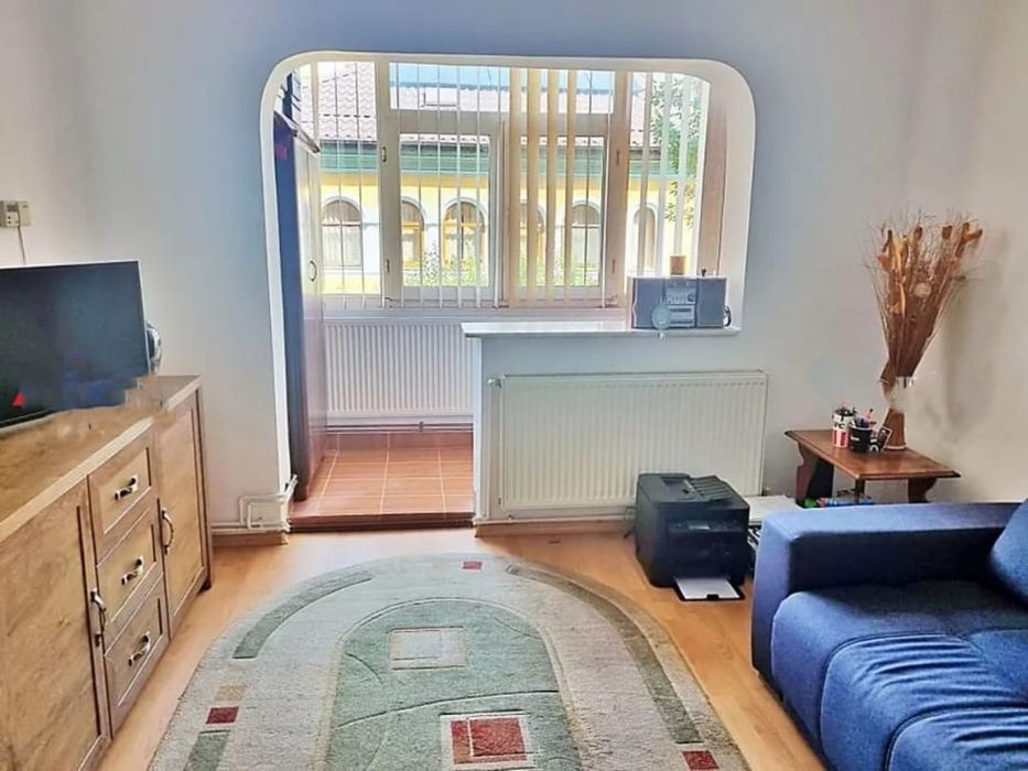 Garsoniera de închiriat  zona centrala