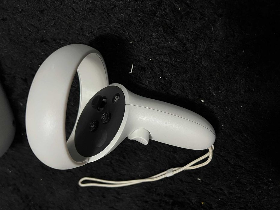 Oculus Quest 2 - Pachet PREMIUM (Strap Piele + Silicon + Protecții)