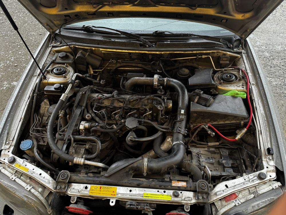Volvo V40 1.9 102 кс 2001 на части