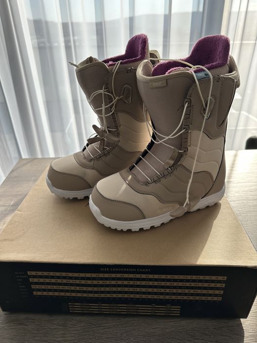 Boots Burton Mint pentru femei