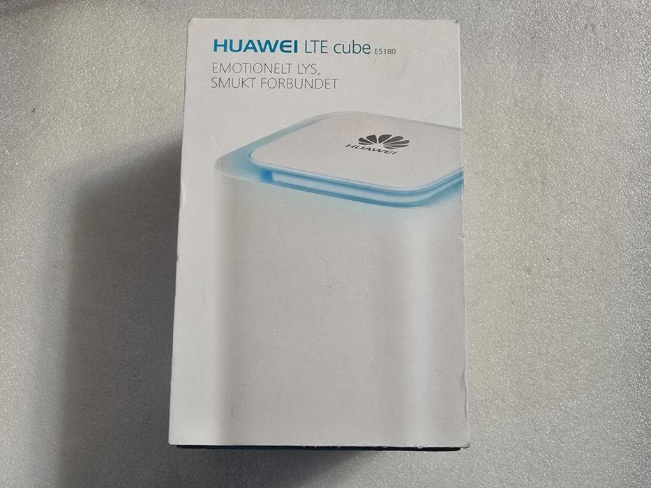 Modem 4G HUAWEI e5180s-22 Cube Router LTE 150Mbps 800/1800/2100/2600