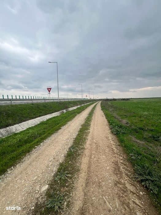 Teren intravilant Mihailesti