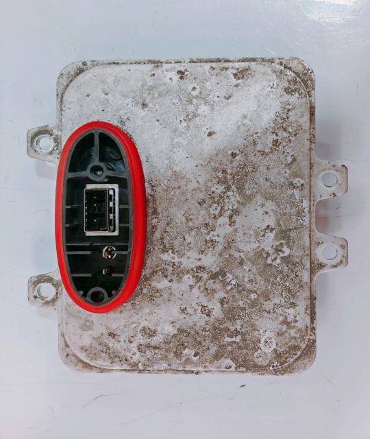 Droser  Far / modul xenon 6937223 BMW Seria 7 E65/E66 (facelift) seri