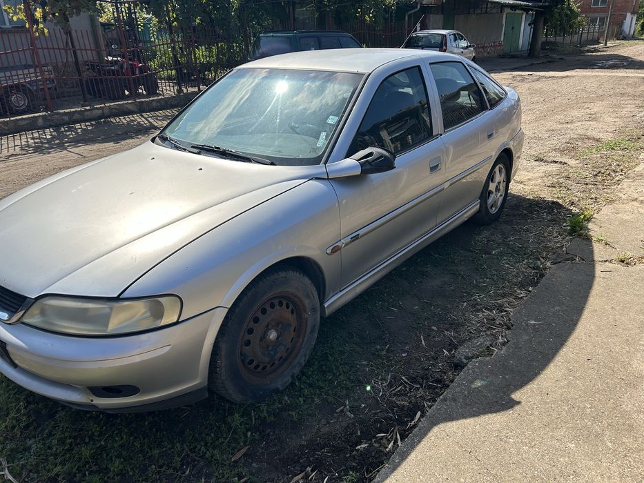 Опел вектра Б 100