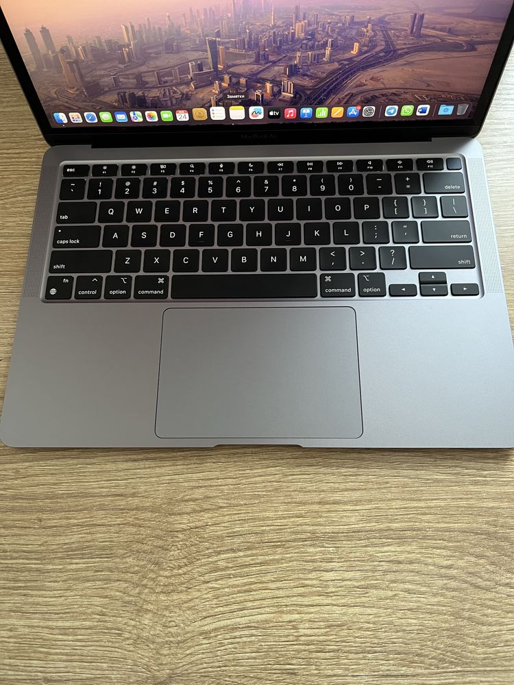 MacBook Air 13 (2020), 8gb RAM 256 gb SSD . Макбук Эир 13 (2020)