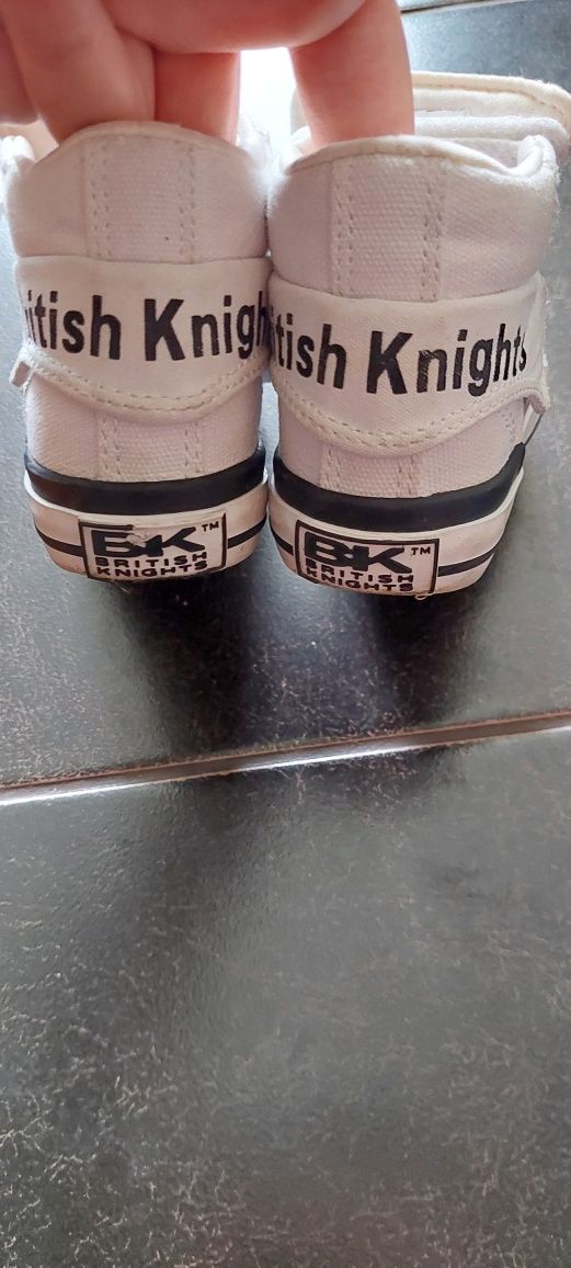 Adidasi înalți nr 24 British knights