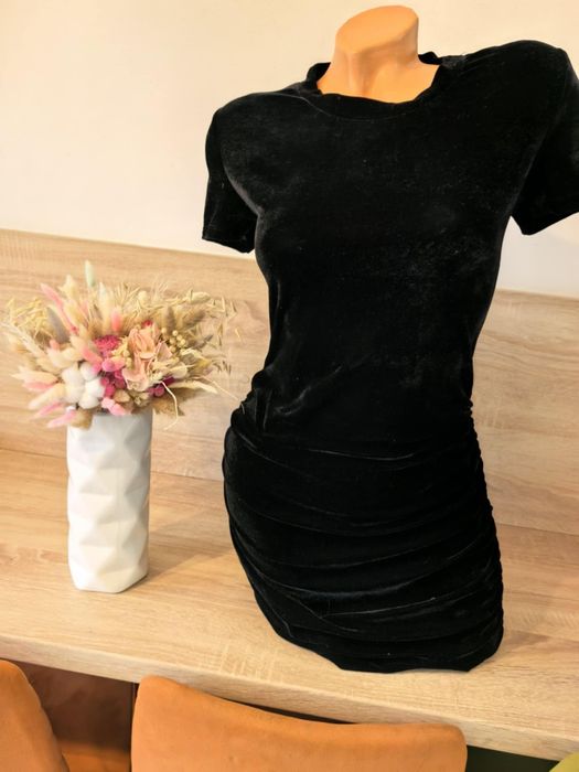 Rochie eleganta mărimea M noua