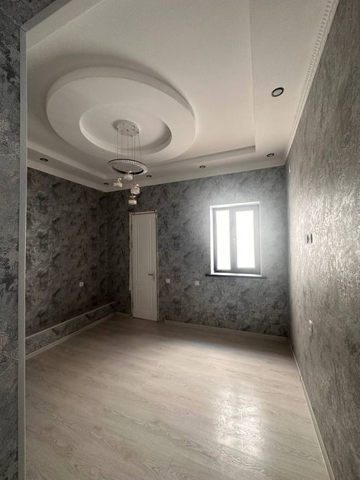 Yunusobod Hasanboy 2.3 sotik 8 xona katedj sotiladi