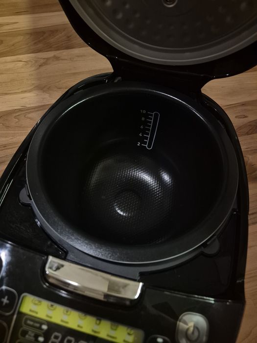 Може размяна за еър фрайър! Мултикур Tefal serie r33-1