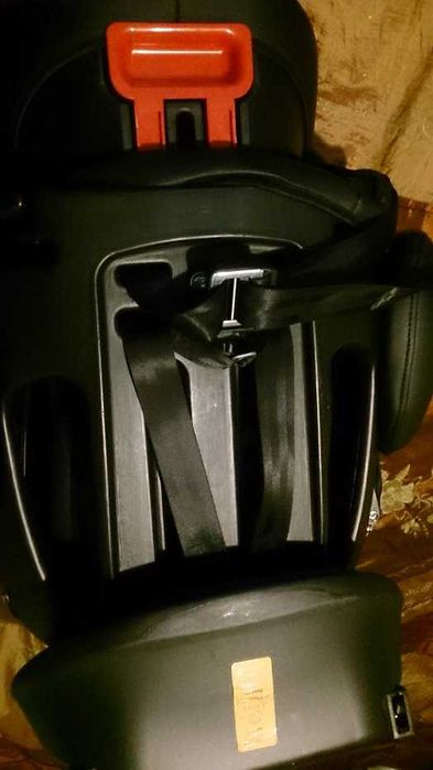 Детско столче за кола