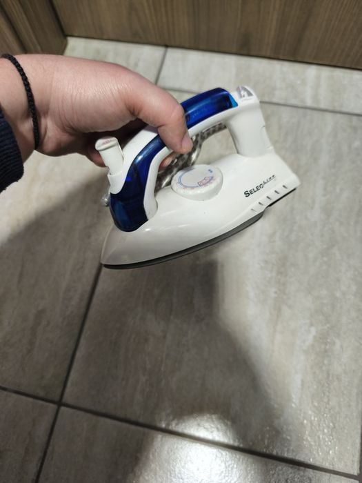 Fie calcat pt voiaj,mâner rabatabil,25 lei, doar in Cluj