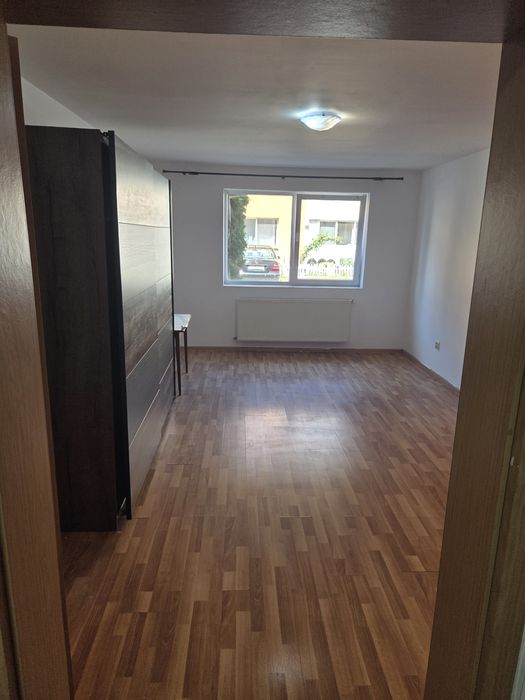 Ap 2 camere 75 mp, parter,  în Apahida, vis-a-vis RAR, de inchiriat