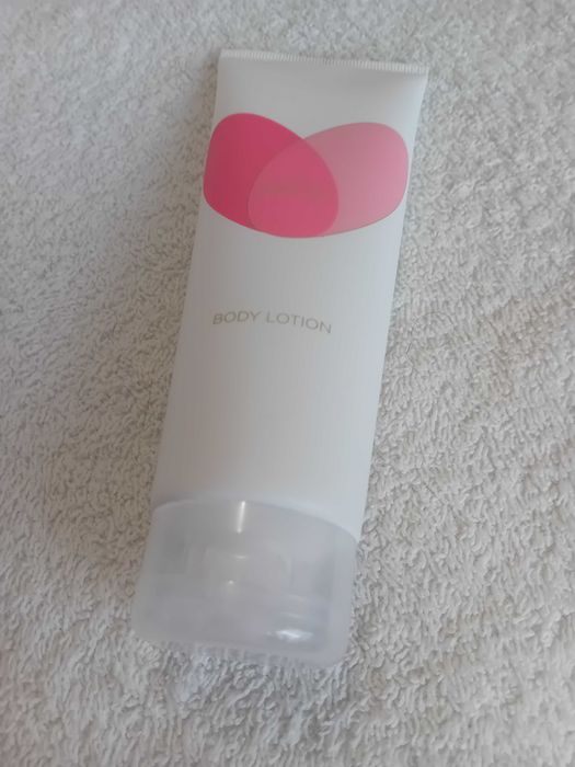 Комплект  парфюм и лосион за тяло Lov U