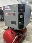 Compresor de arr Fini 300lt silentios