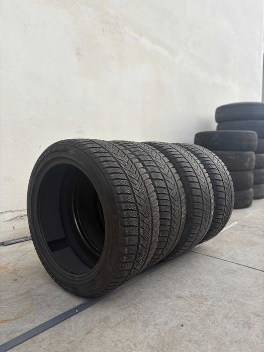 Pirelli 235/45R18- Stare foarte buna, livrare rapida, garantie!