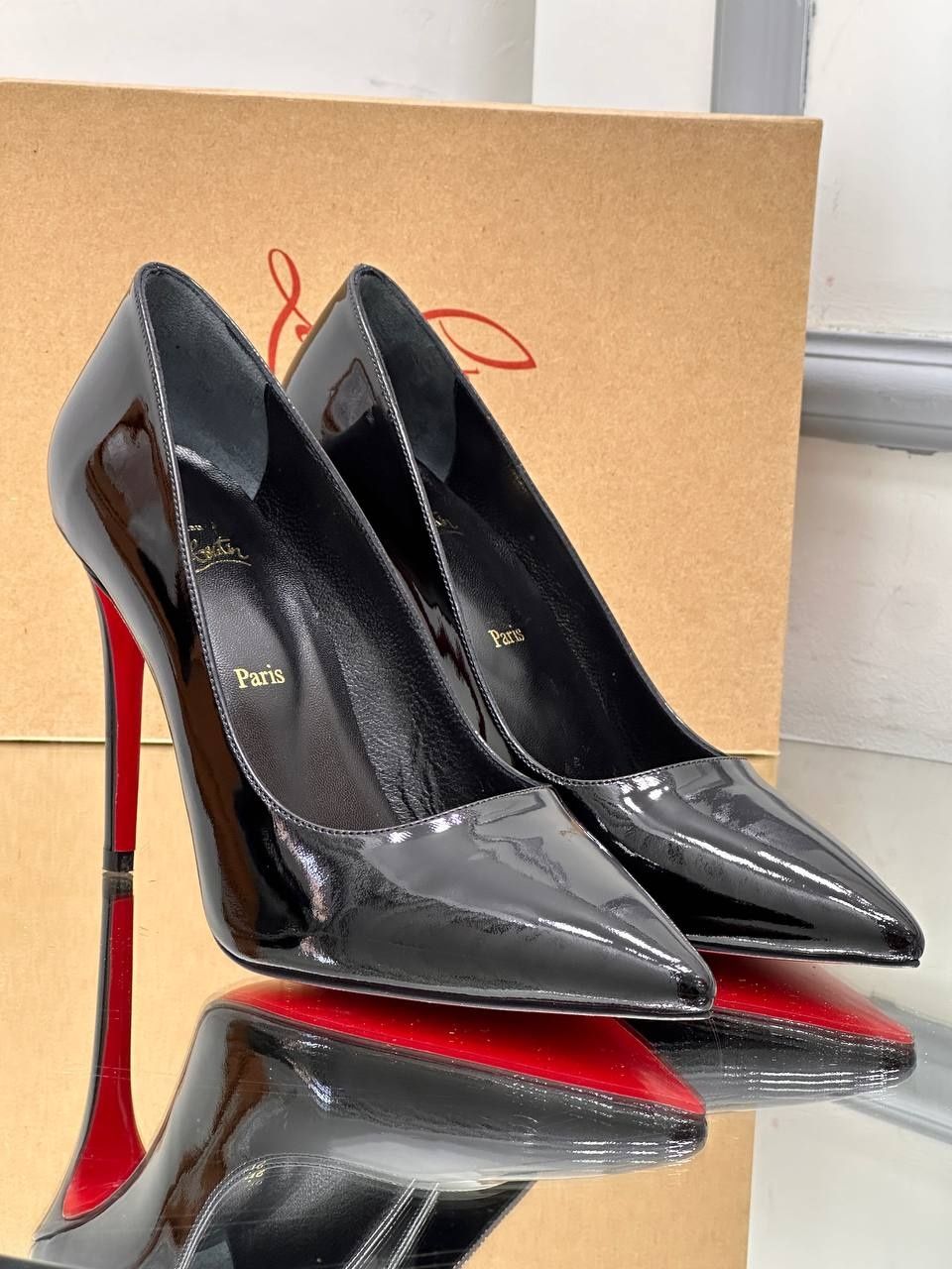 Pantofi Christian Louboutin