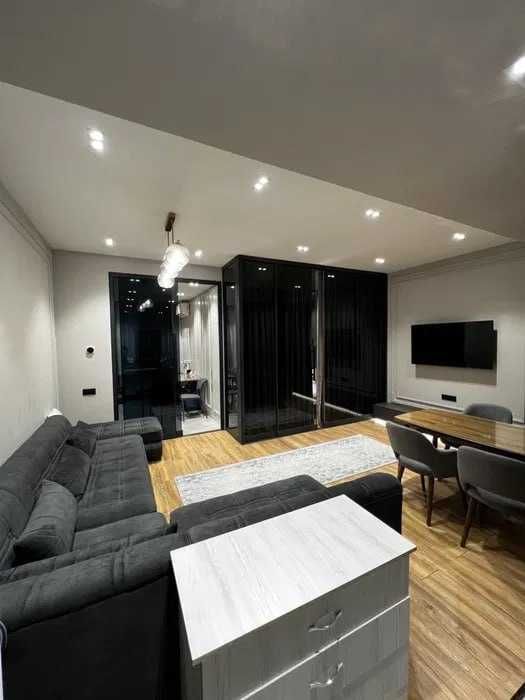 Сдаётся квартира в Яккасарайском районе ор-р Magic City 2/4/10 391*